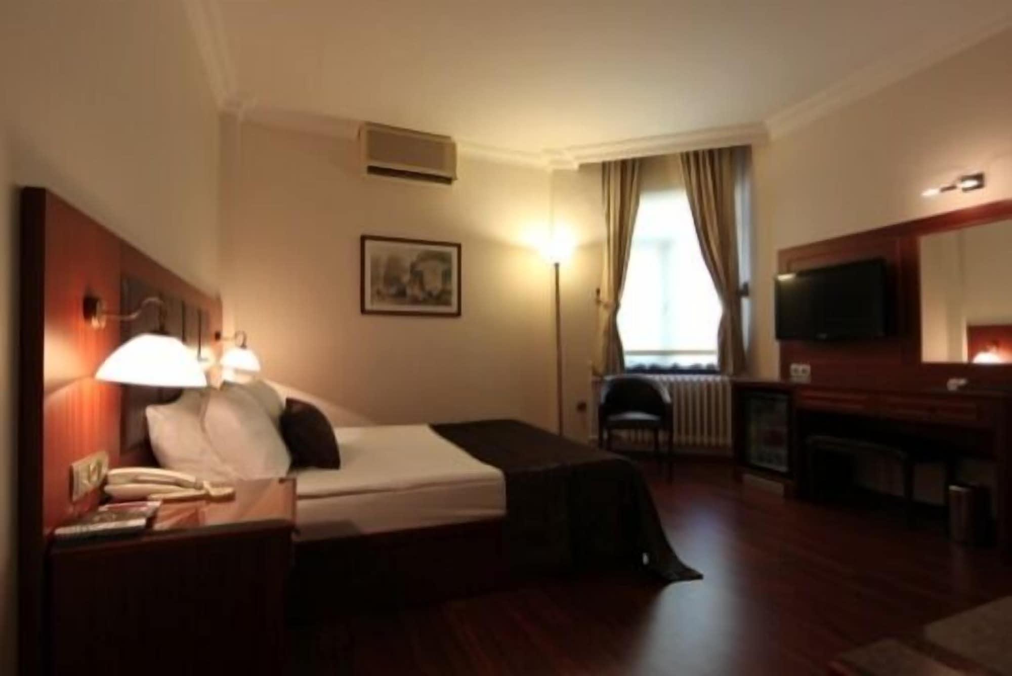 Vardar Palace Hotel - Special Category Istanbul Ngoại thất bức ảnh